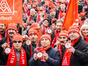 Metall-Gewerkschaft fordert deutlich mehr Geld